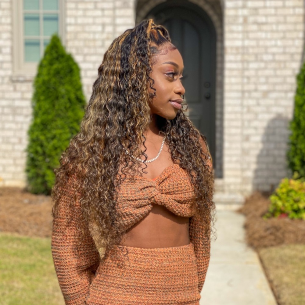 Meet your Posher, Taylor